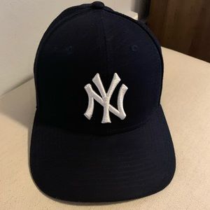 Yankees Hat (New York Yankees Hat)